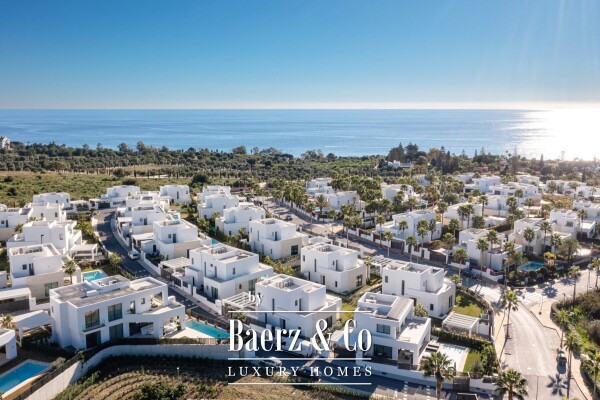 photo 10 Villa - Marbella East - Ref: 8716