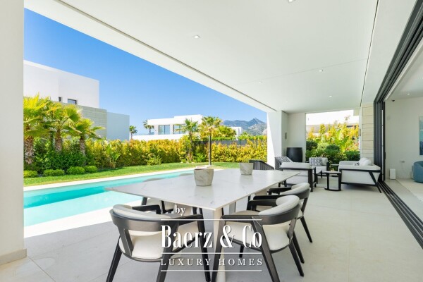 photo 11 Villa - Marbella East - Ref: 8716