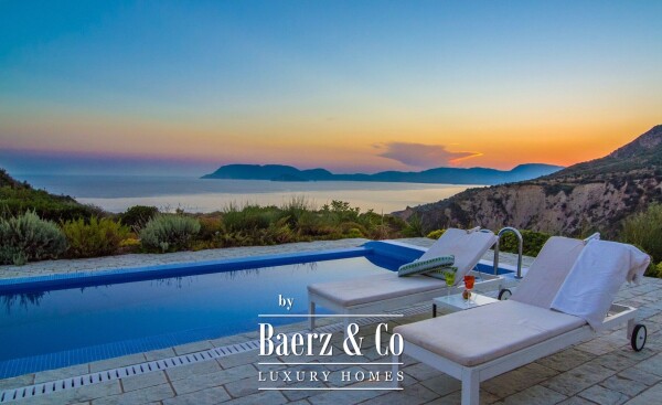 photo 4 Dafni Beach 