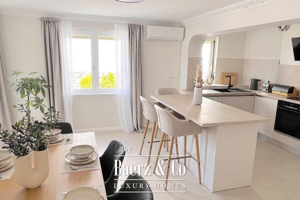 photo 8 Šibenik, Brodarica, unique villa located first row to the sea