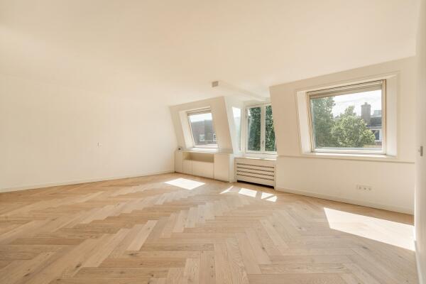 photo 4 Tweede Helmersstraat 8 3